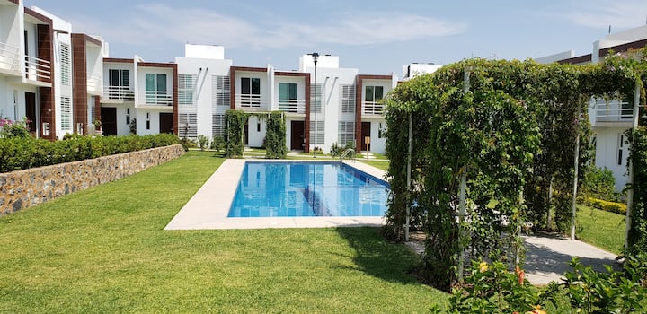 Residencial San Isidro, Casa Para 5 Personas - Jiutepec