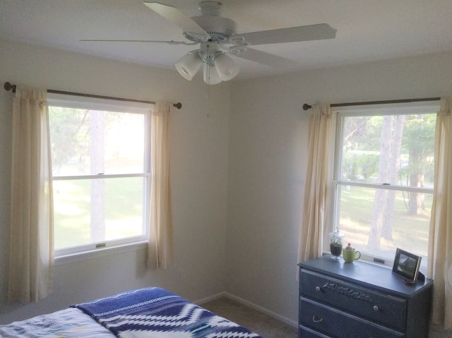 Dresser, and hangers in the closet are available. Wake up to natural light pouring into the room and birds singing.
