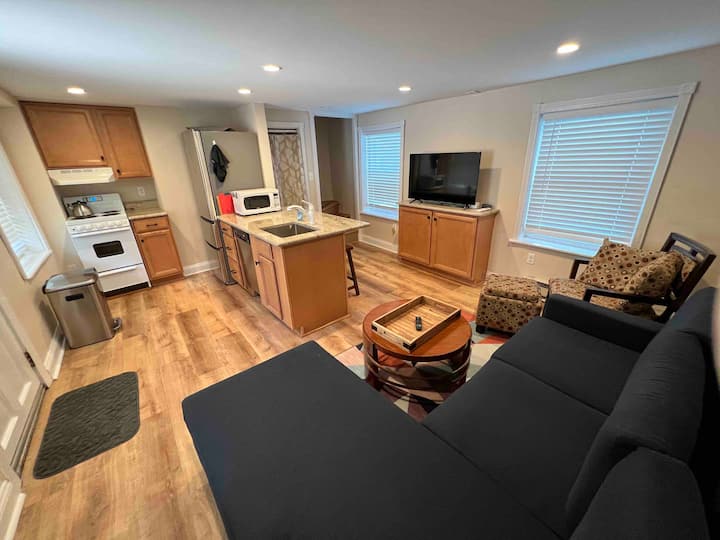 Historic Bank House 1 Br Downtown Fully Remodeled - Lambertville, NJ