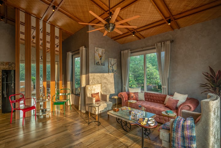 Living room image 1