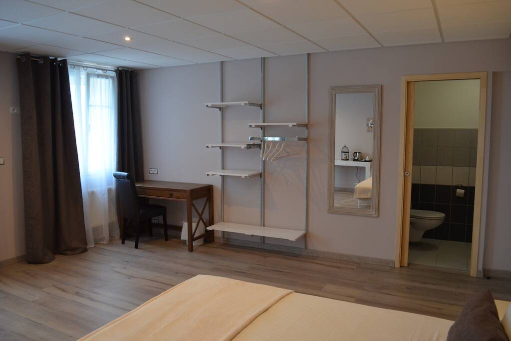 Chambre supérieure avec balcon