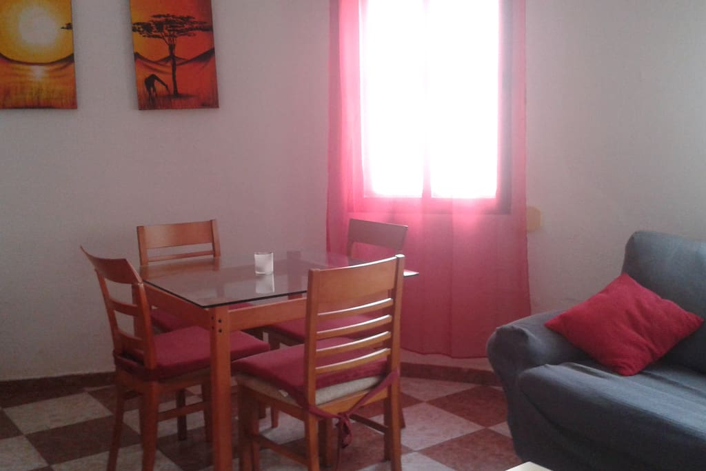 Amplio salón comedor