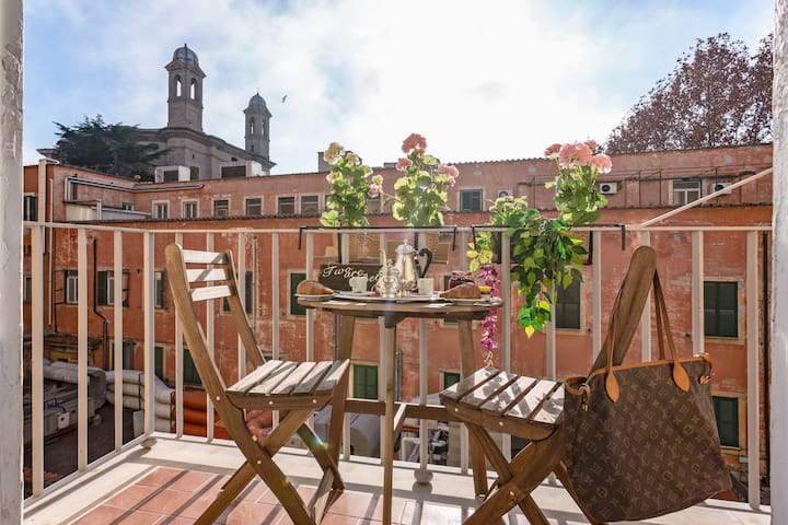 TownHouse by the Spanish Steps x 18