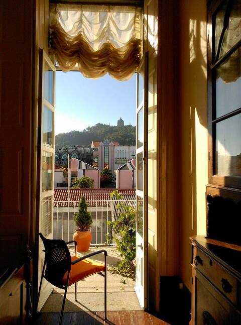 Unique City Flat + Free Parking