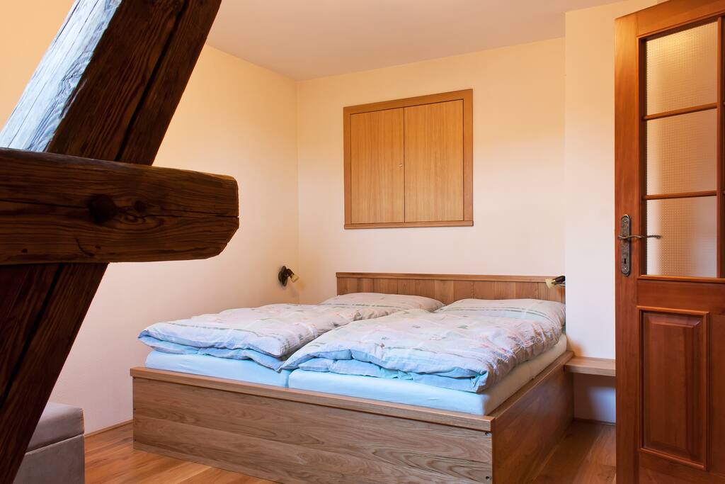 Bed room 1