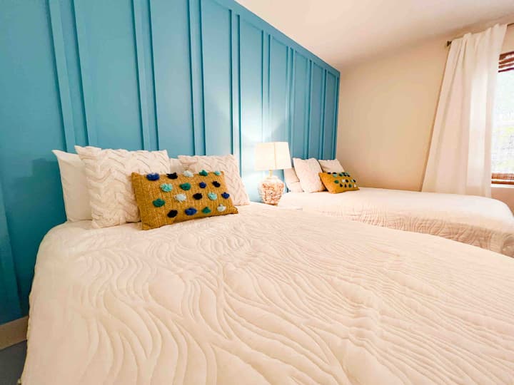 2nd bedroom- 2 full sized beds