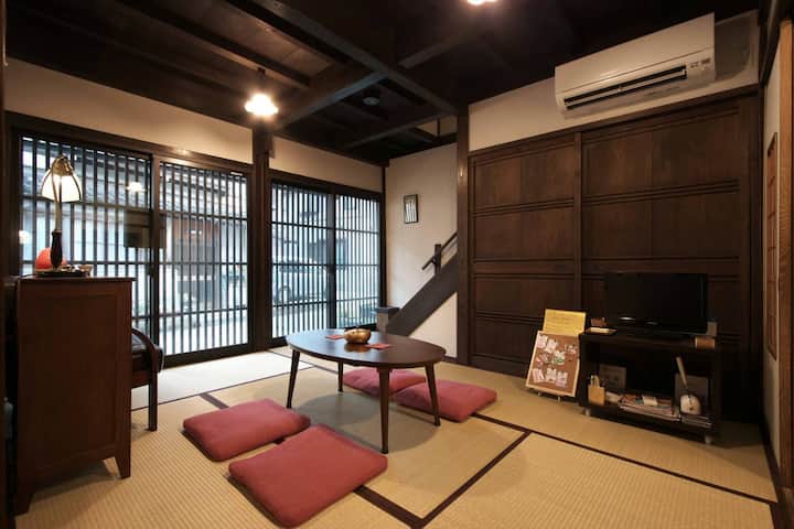 Taisho Roman Townhouse Kanazawa Guesthouse East Mountain Female Dormitory Female Dormitory
