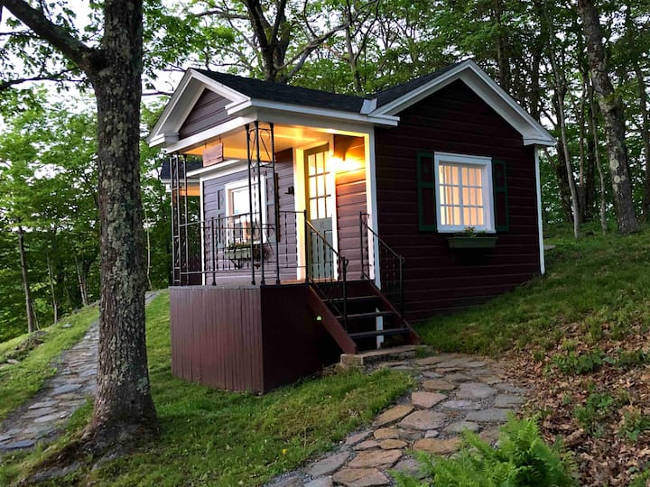 The Wampanoag Cabin The Wigwam Western Summit Cabins for Rent in