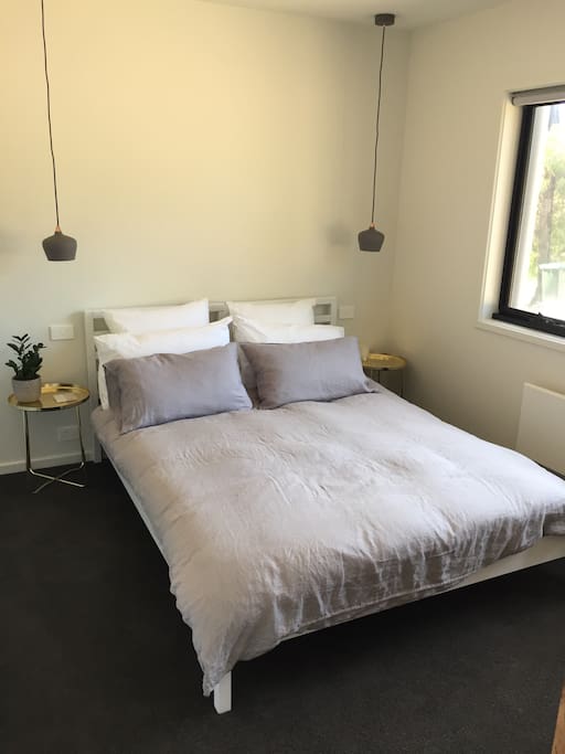 Queen bedroom