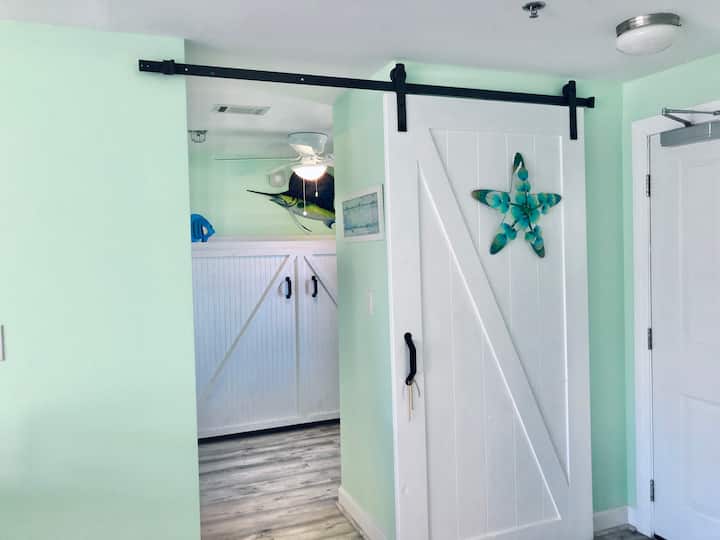 2号卧室，全尺寸壁床