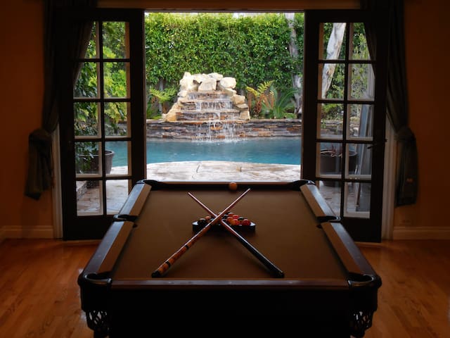 Albers Estate-Lavish SaltWater Pool gallery image 3