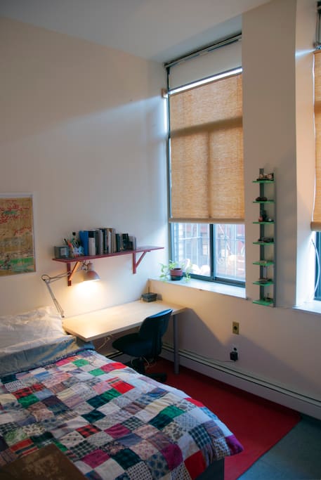 Your luminous bedroom, full-size windows with lots of natural light.
