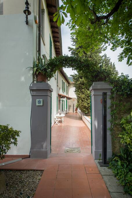 L'ingresso all'appartamento