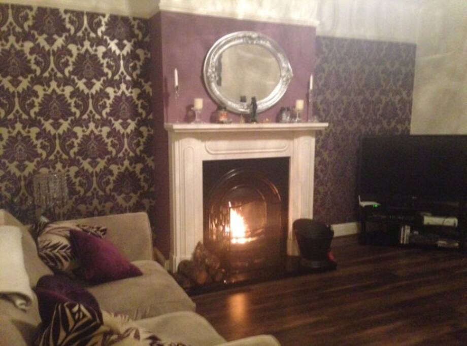 Sitting room with open fire