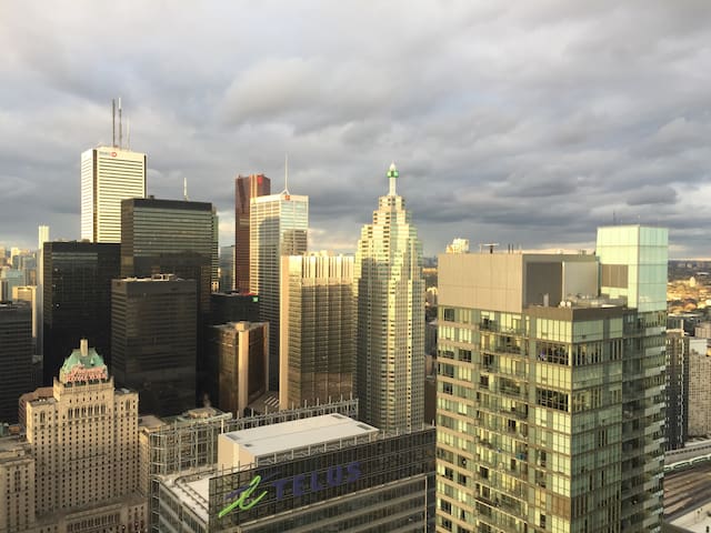 55th+ Floor Lake View Suite By Union Station