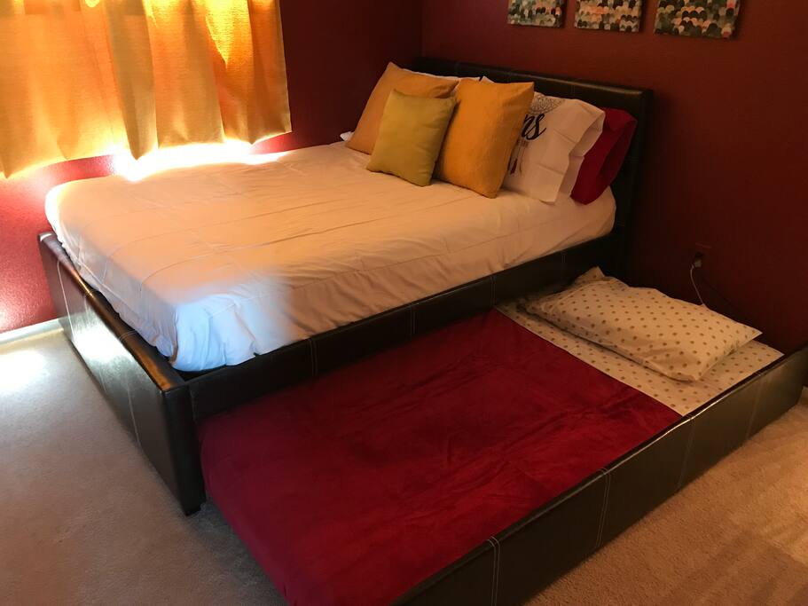 Same full bed now showing the pull out twin bed