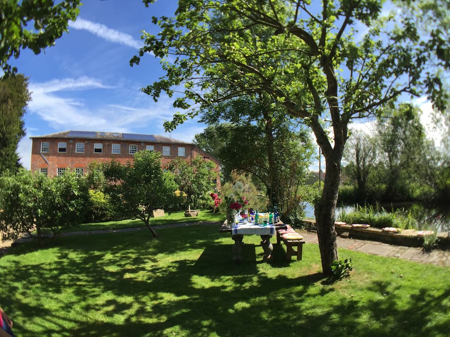 The pretty garden beside the brook