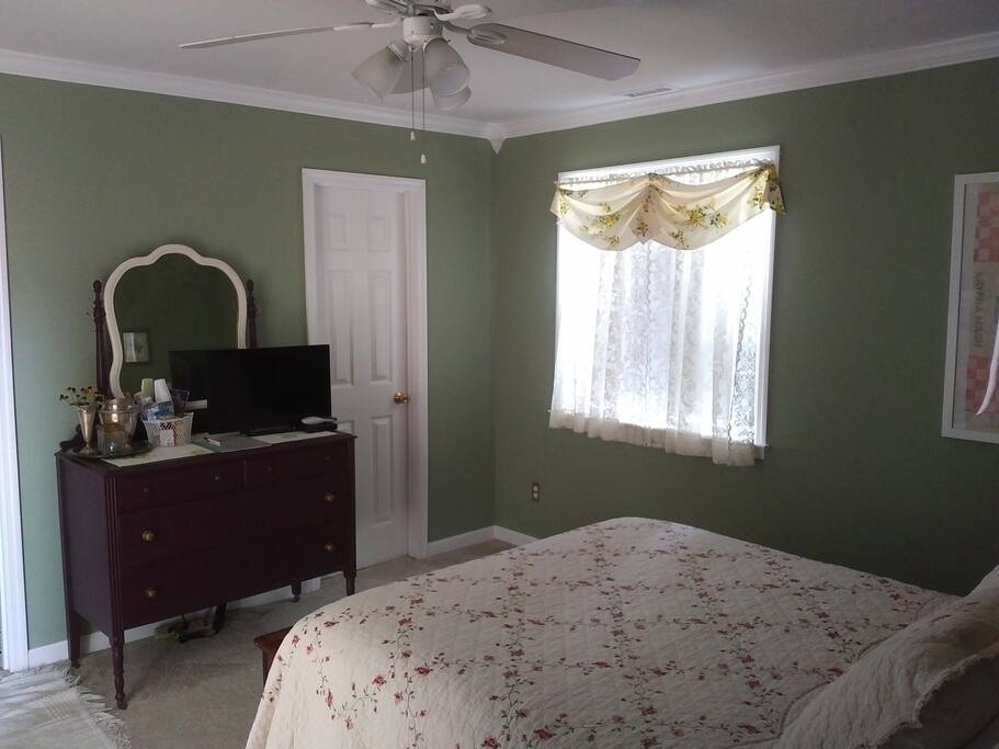 The Green Suite