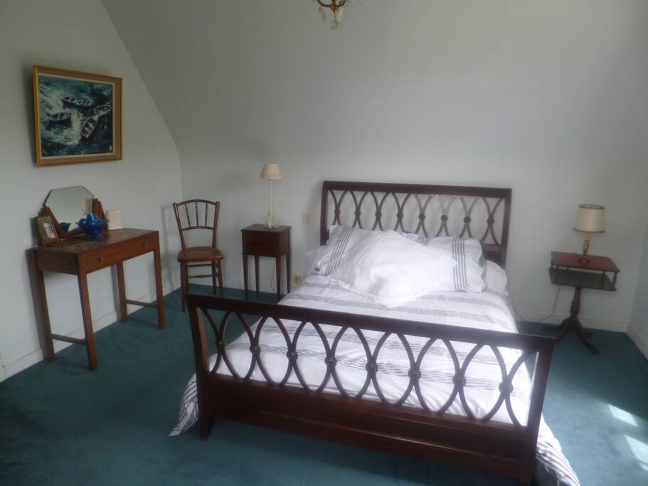 Chambre spacieuse, vue sur mer...
