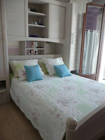Independent room, air conditioning, private lounge