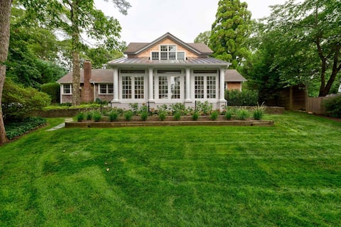 Designer East Hampton Farmhouse -Outdoor Fireplace