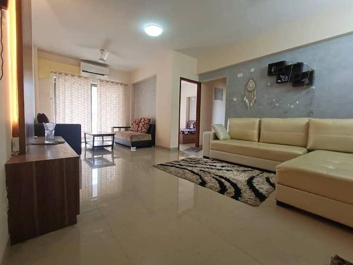 Lovely 3 Bed Room Holiday Home with Club House Vacation homes for Rent in Bhubaneswar, Odisha