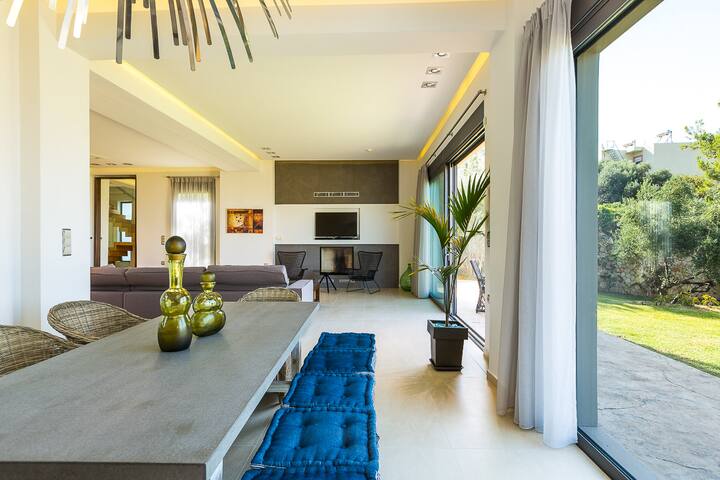 Villa Lefteris, Pool, Sea view, Gym, Luxury, Quiet gallery image 3