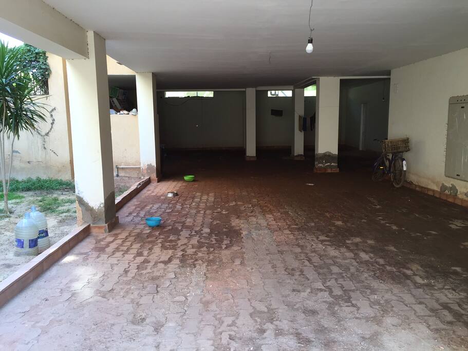 Garage