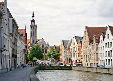 All of Bruges from here.