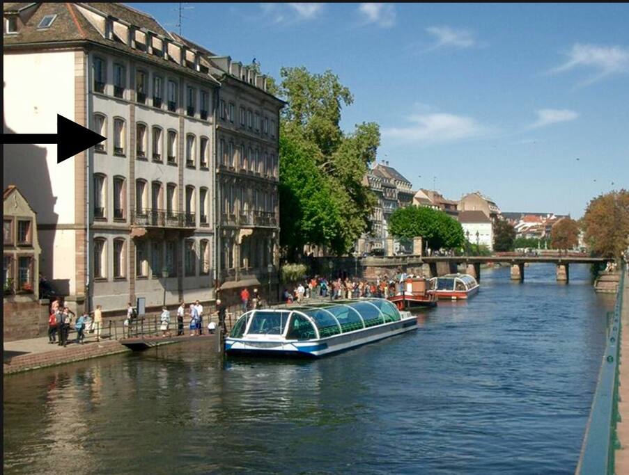 Situation de l'appartement 3e étage vue sur l'eau