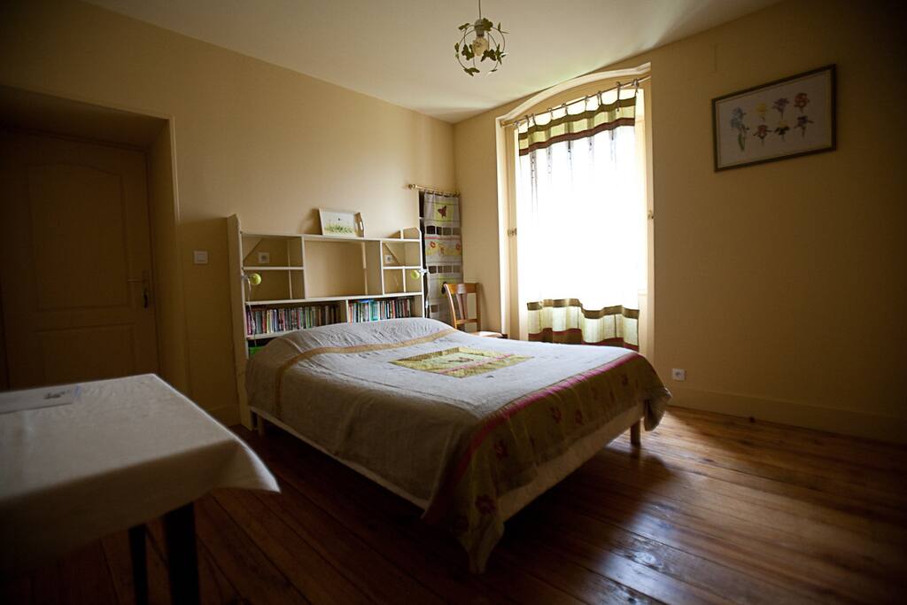 La chambre aux Papillons du Relais du Passe-Heures