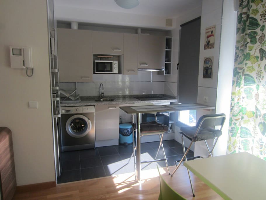 Cocina y barra para desayunos