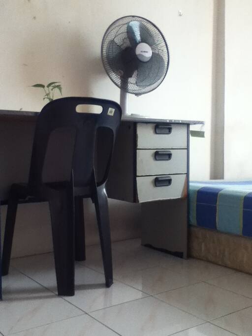 Working table.