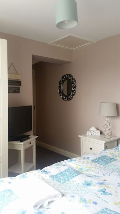 guest bedroom
