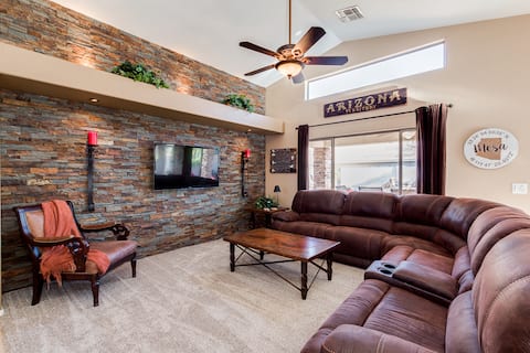 Top performing Airbnb: House w/ Resort-Like Backyard, Heated Pool & Spa! in Mesa