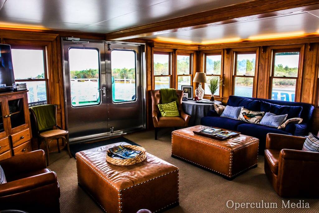 Lounge area