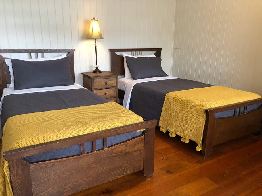 Twin Room 2