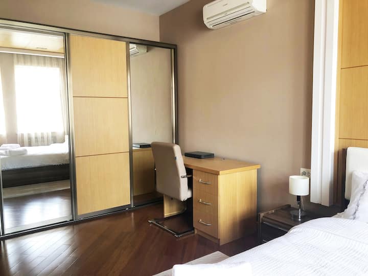 Chumba cha kulala cha Master/Chumba cha kulala cha Master