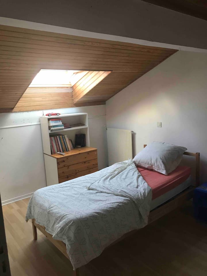 slaapkamer 2 eenpersoonsbedden 