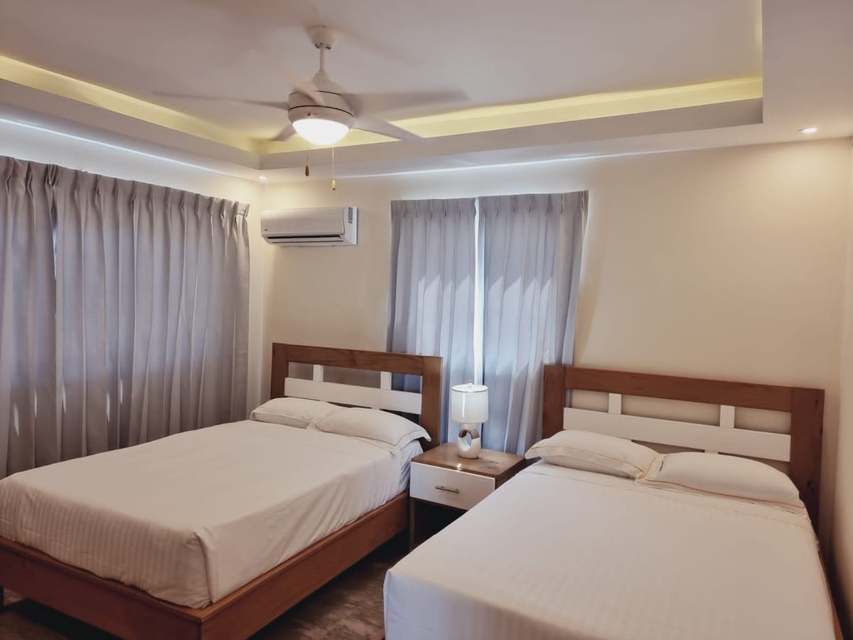 Стая за гости/вторична стая 