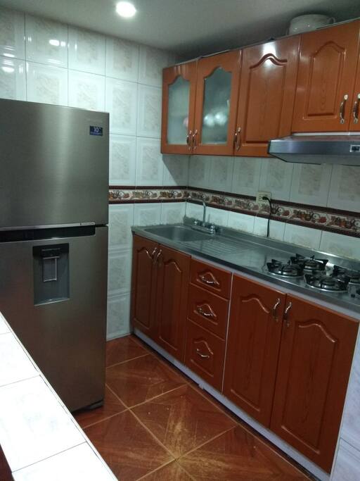 COCINA INTEGRAL, TOTALMENTE EQUIPADA