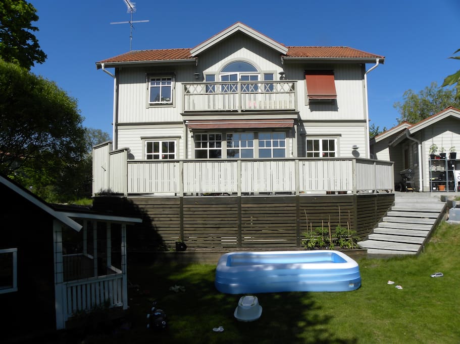 Balcony and deck are facing south and is bathed in sun from 10.00 until 22.00 during summertime.