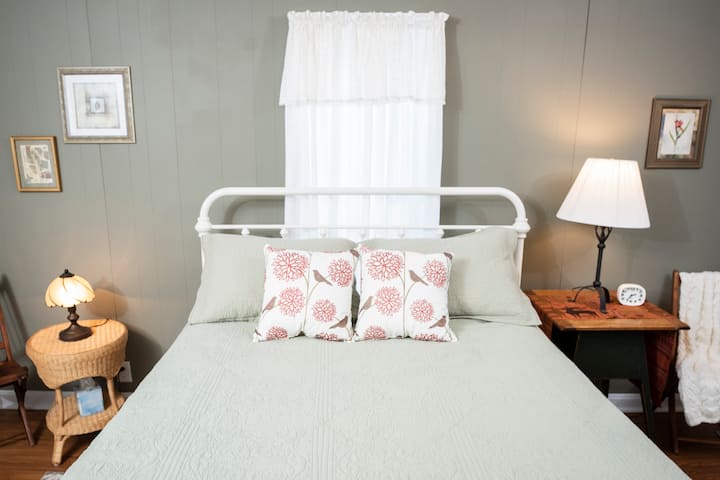 Ground floor main bedroom.  Super comfy new mattress!