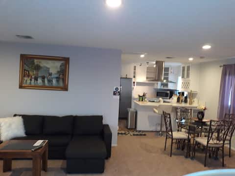 Popular Airbnb listing: Cozy Vista Resort in Whittier