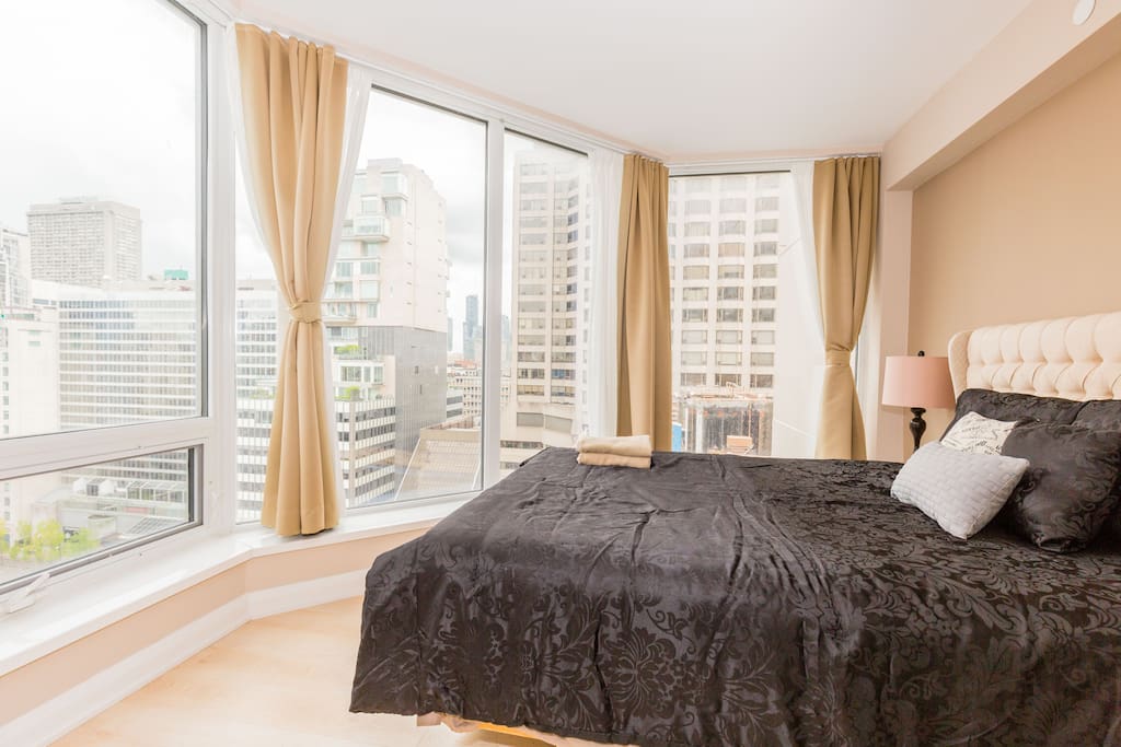 Beatiful view of Downtown Yorkville and Financial Dist from bedroom