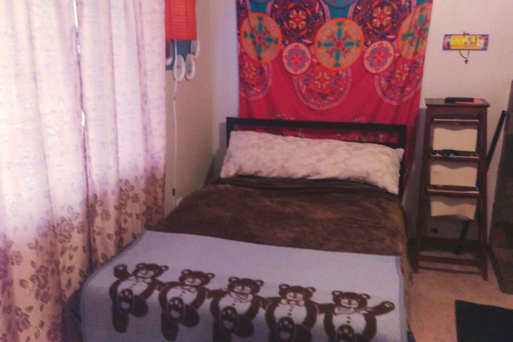 Full bed