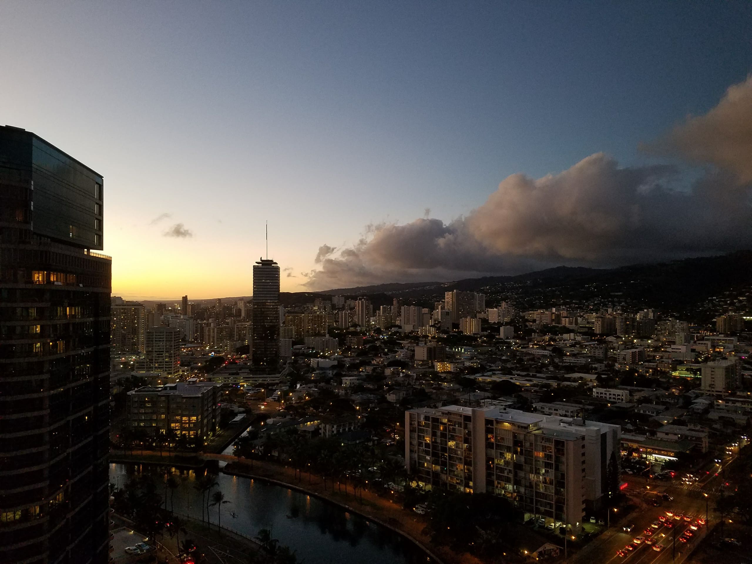 Condo in Honolulu · ★4.82 · 1 bedroom · 1 bed · 1 bath - Image 12