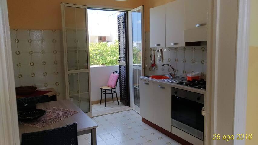 Apt Torre Dell’Orso, sea view gallery image 4