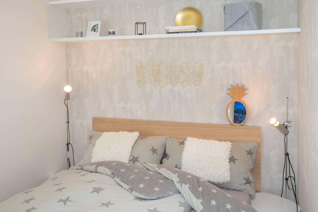 New bed queen size.