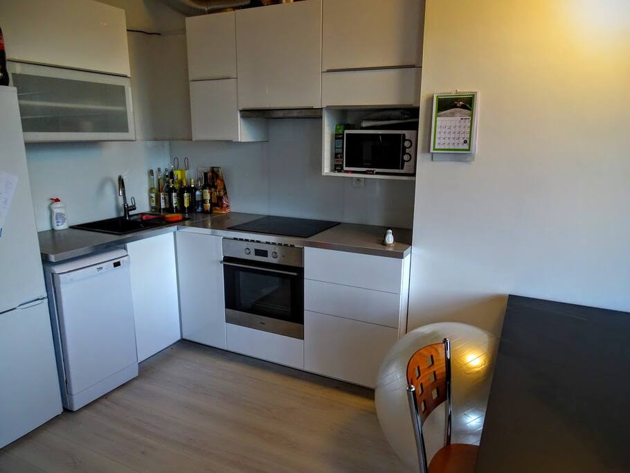 Kitchen ready for you to use. I like your cocking I like to make quick breakfast as it will wake me up and force a little bit to get myself from the bed :).